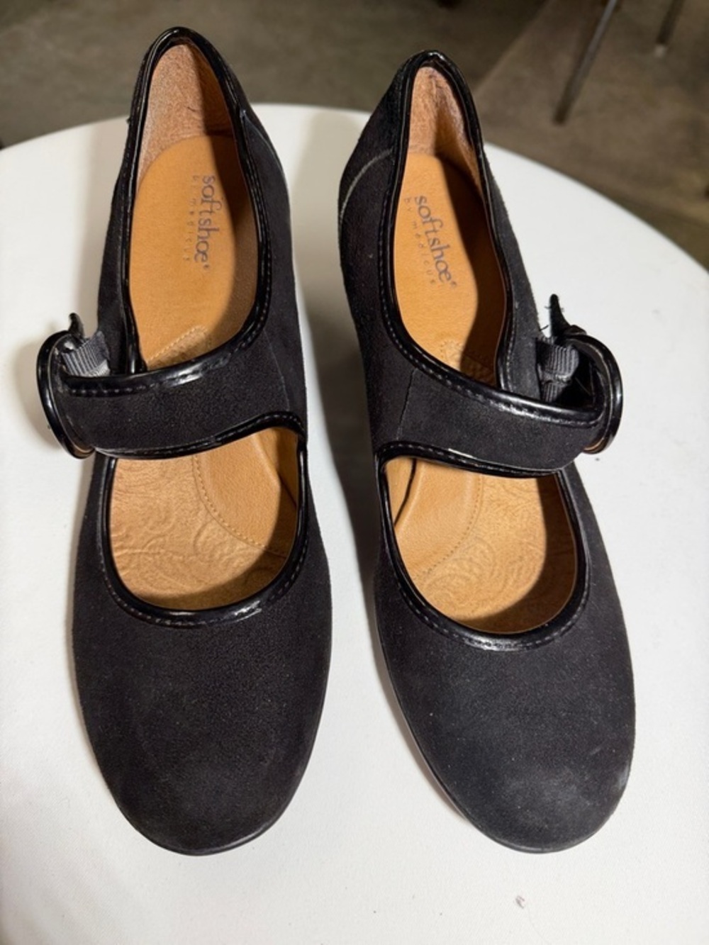 Softshoe by Medicus Black Mary Jane stacked heels Size 9